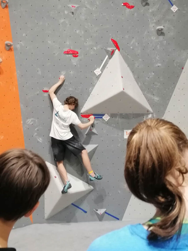 Championnat départemental de bloc 92 - Blocbuster La Défense (Courbevoie)