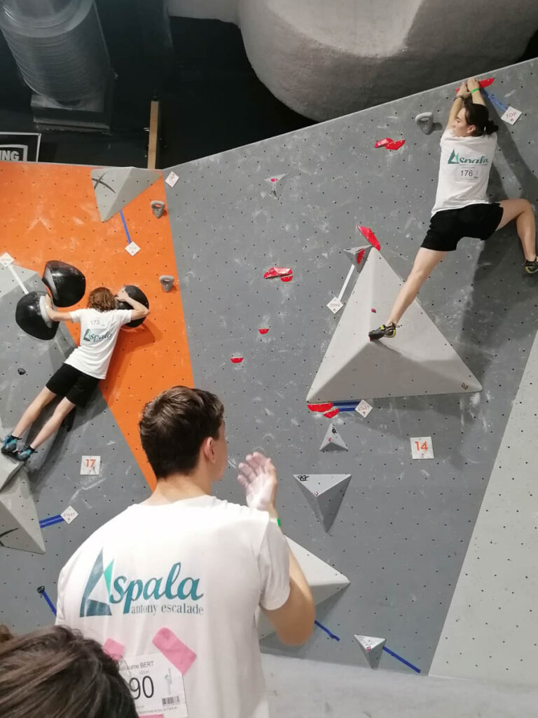 Championnat départemental de bloc 92 - Blocbuster La Défense (Courbevoie)