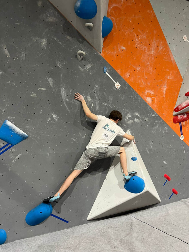 Championnat départemental de bloc 92 - Blocbuster La Défense (Courbevoie)