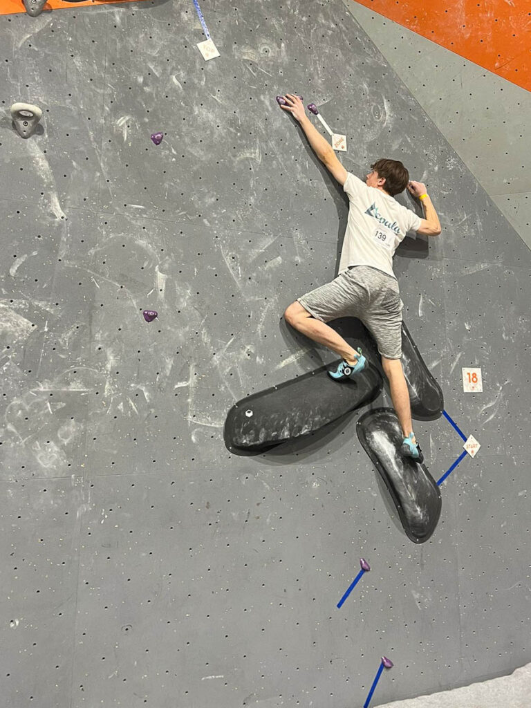 Championnat départemental de bloc 92 - Blocbuster La Défense (Courbevoie)