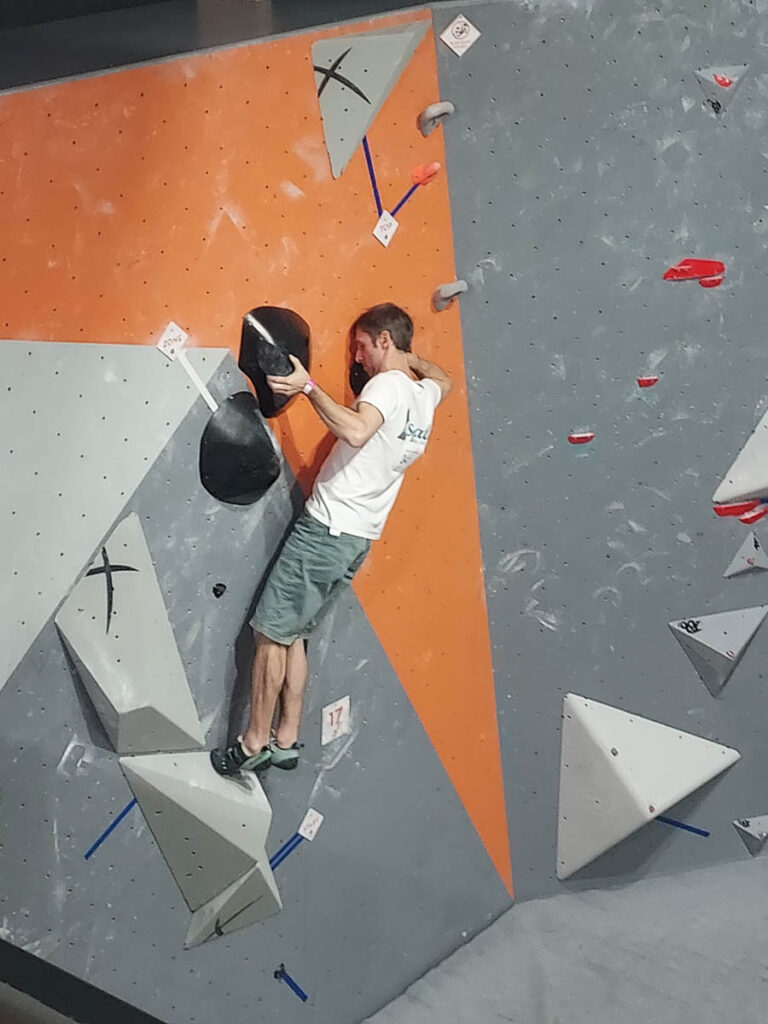 Championnat départemental de bloc 92 - Blocbuster La Défense (Courbevoie)