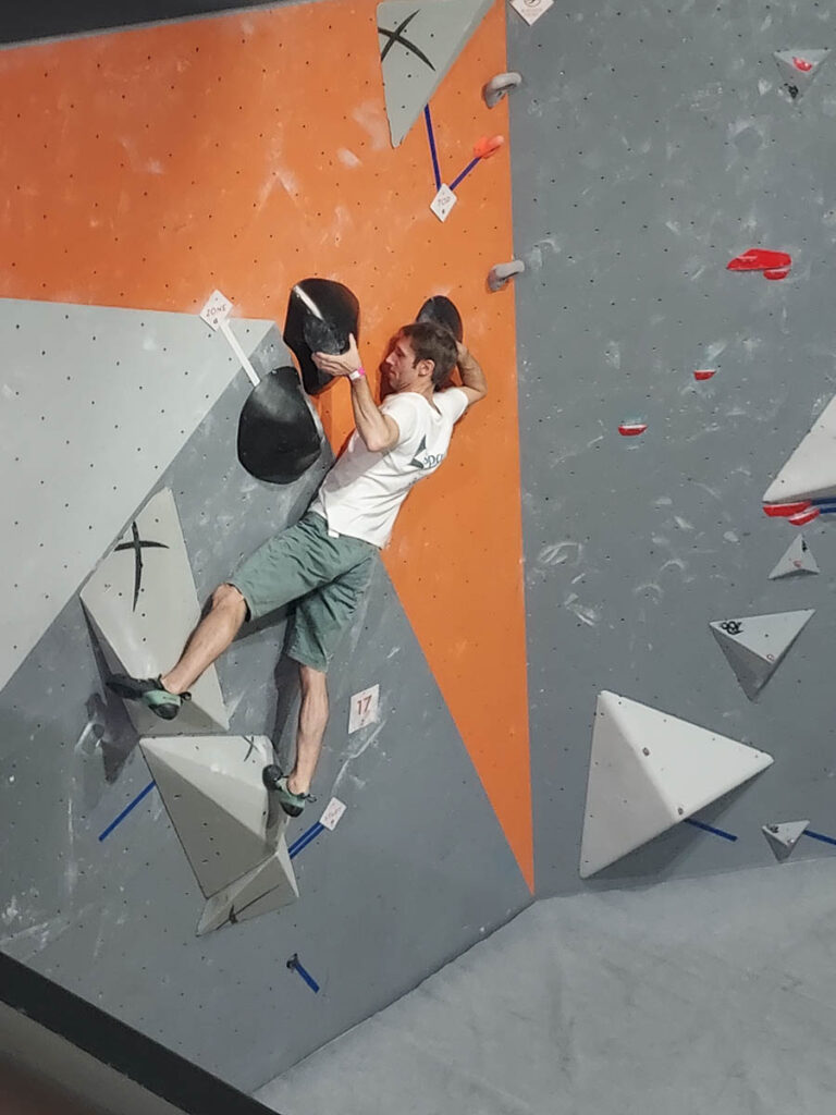 Championnat départemental de bloc 92 - Blocbuster La Défense (Courbevoie)