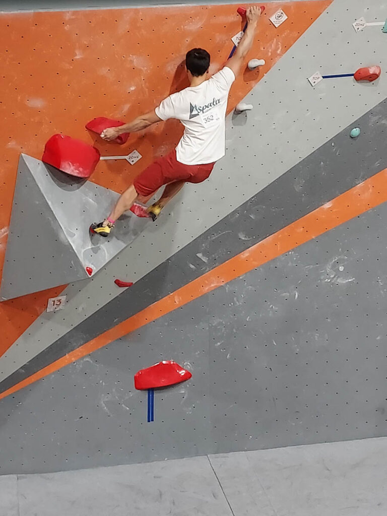 Championnat départemental de bloc 92 - Blocbuster La Défense (Courbevoie)